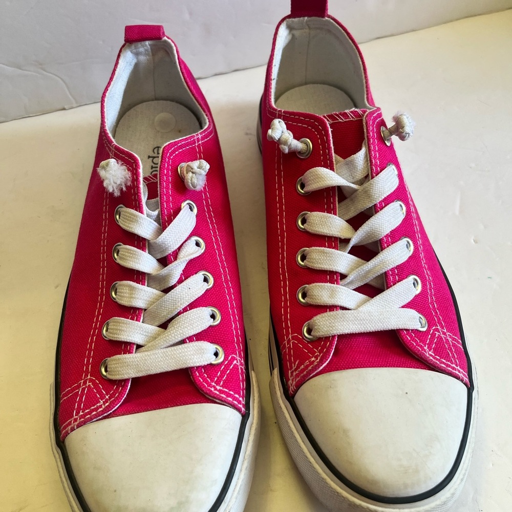 EpicStep pink canvas slip on sneakers
